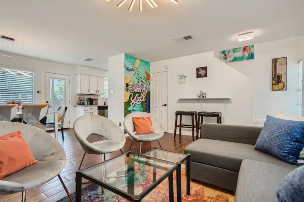 Photo of Livingroom in Austin