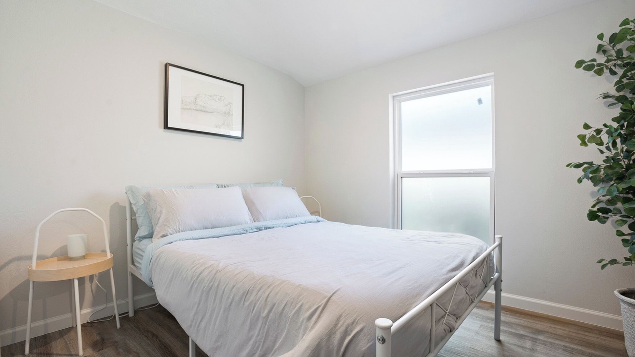 Photo of Bedroom in Greater East End