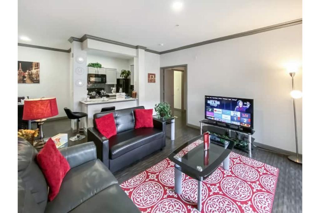 Photo of Livingroom in Astrodome