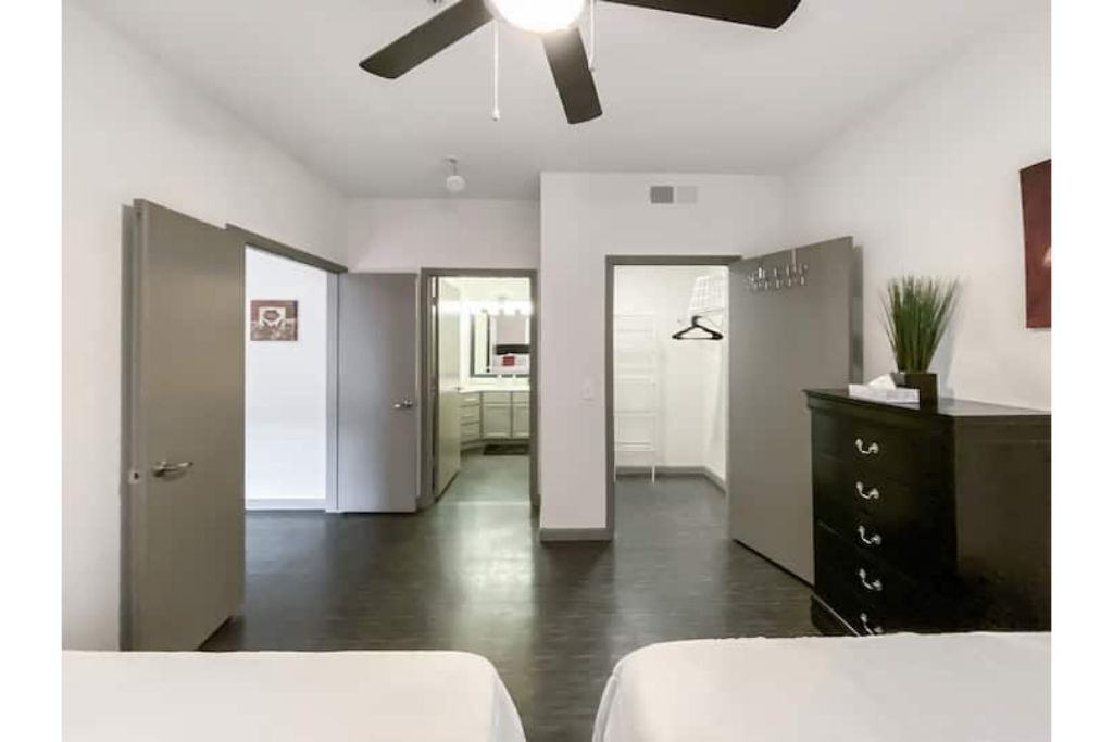 Photo of Bedroom in Astrodome
