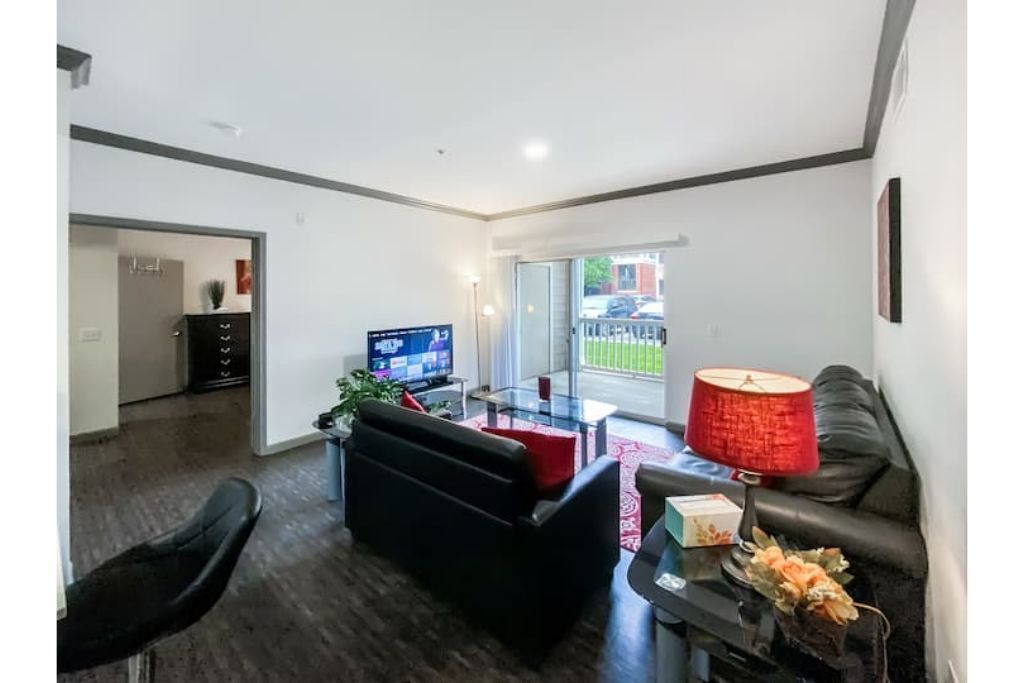 Photo of Livingroom in Astrodome