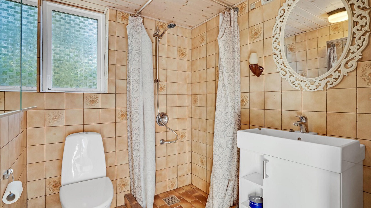 Photo of Bathroom in Assens