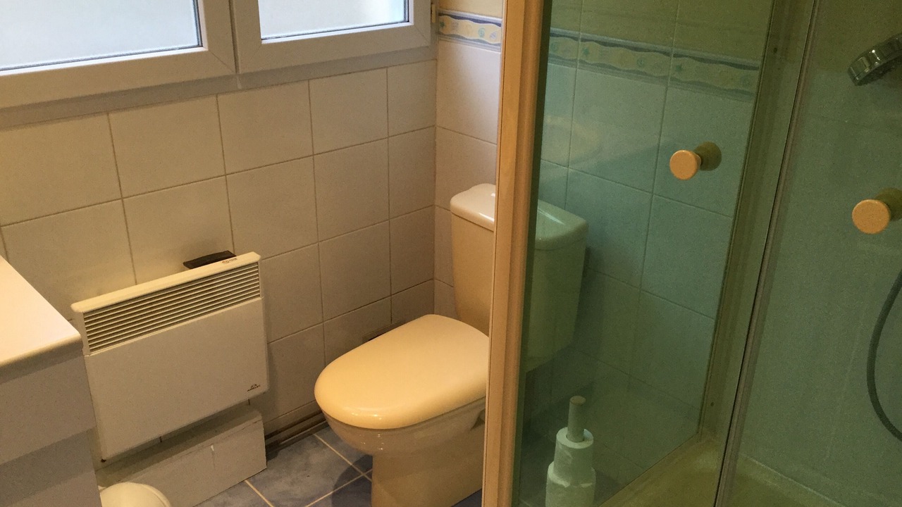 Photo of Bathroom in Palaiseau