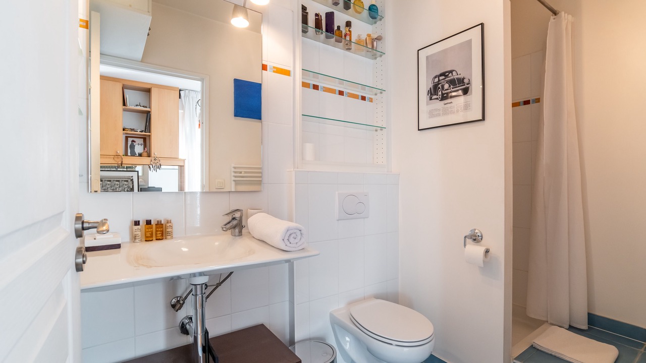 Photo of Bathroom in Butte-aux-Cailles