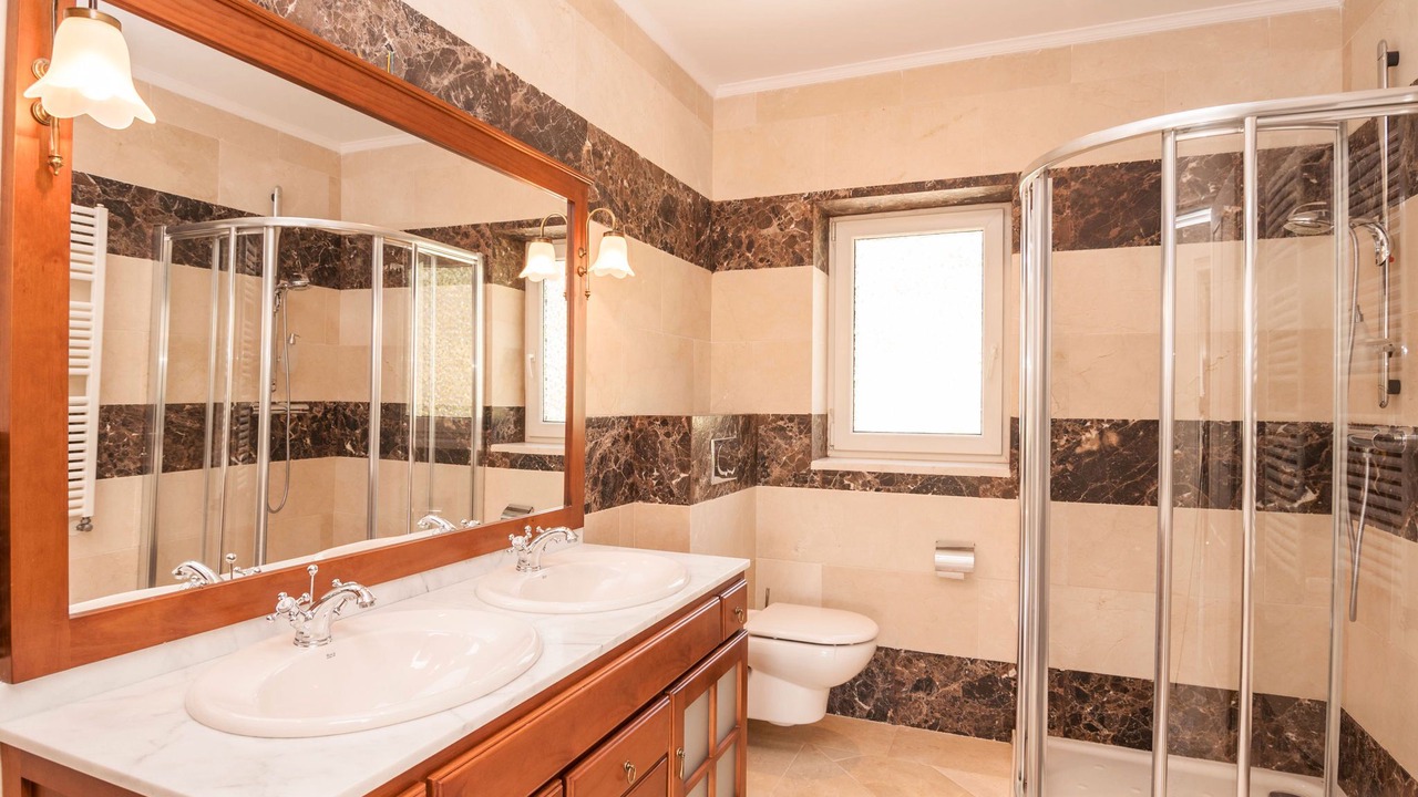 Photo of Bathroom in Callosa d' En Sarria