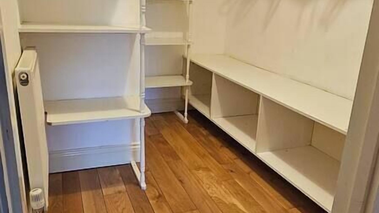 Photo of Others in Holworth