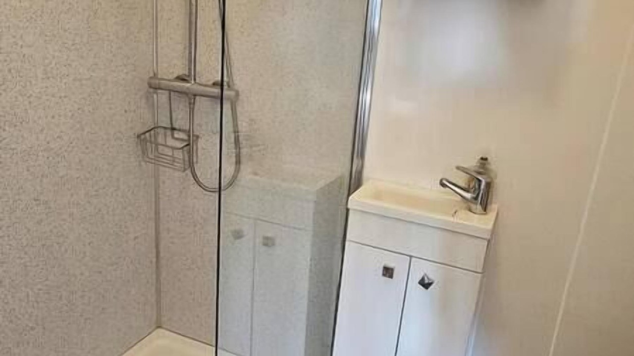 Photo of Others in Holworth