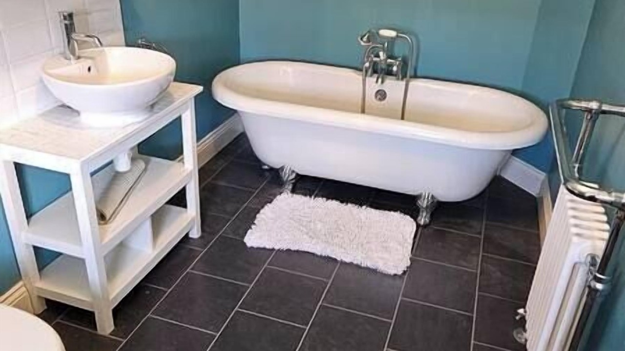 Photo of Others in Holworth