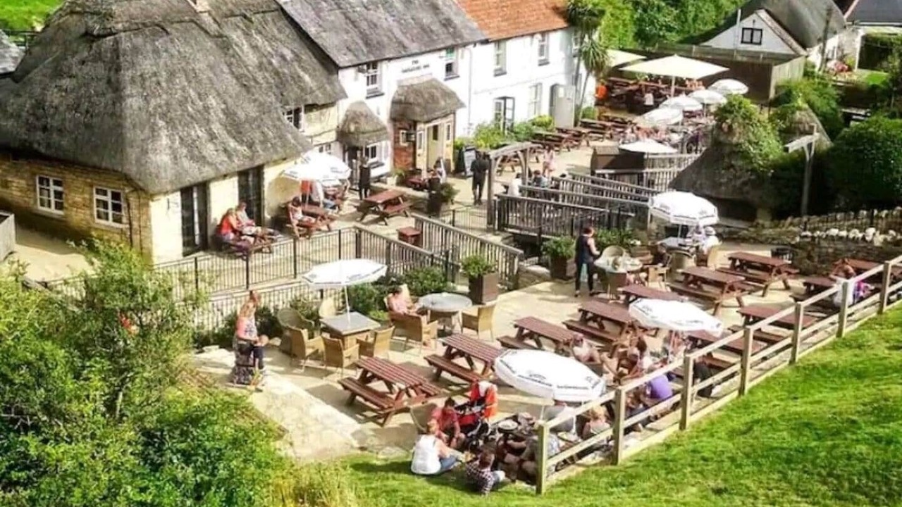 Photo of Others in Holworth