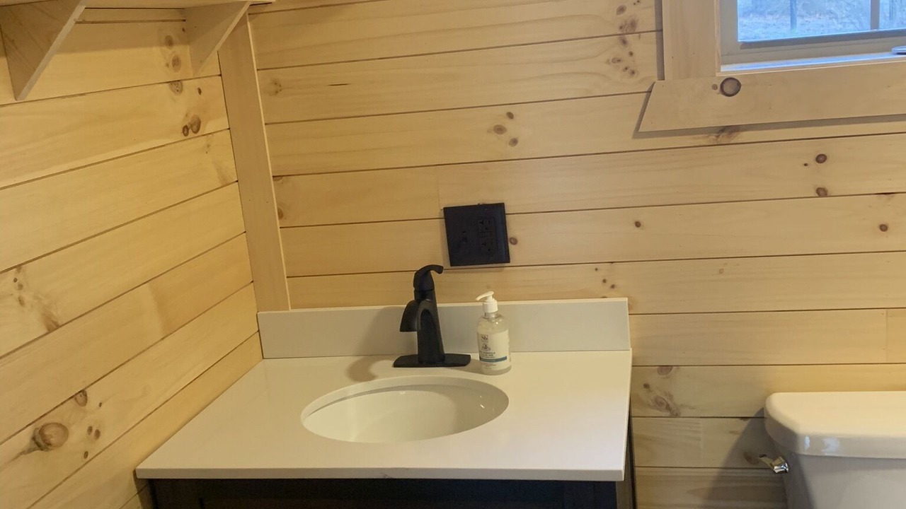 Photo of Bathroom in Frazeysburg