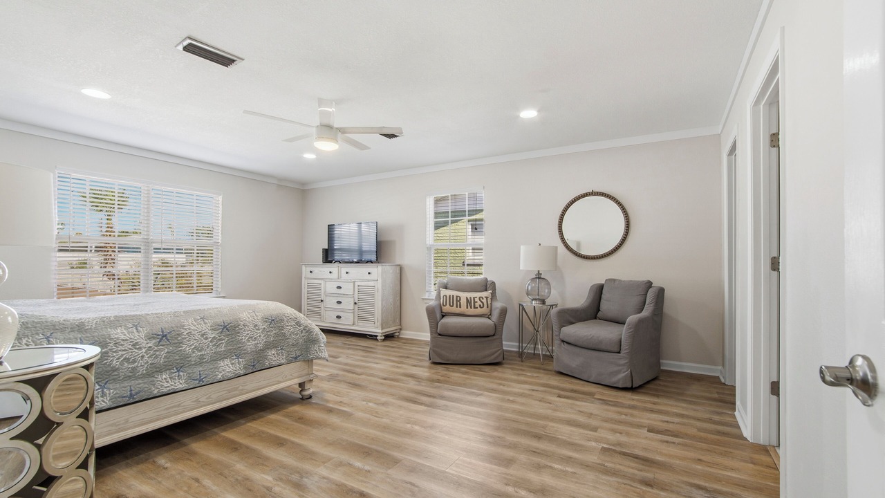 Photo of Bedroom in Hollywood Beach
