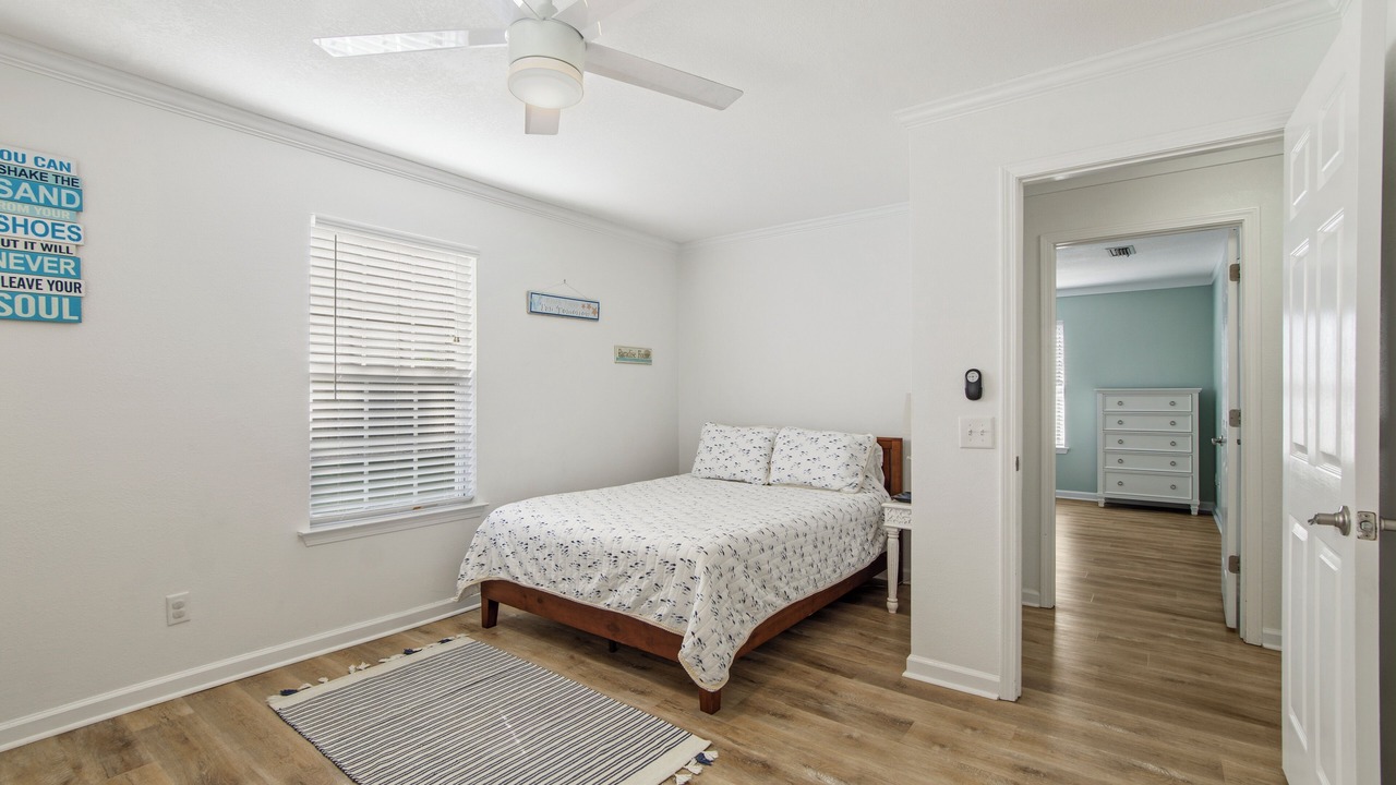 Photo of Bedroom in Hollywood Beach