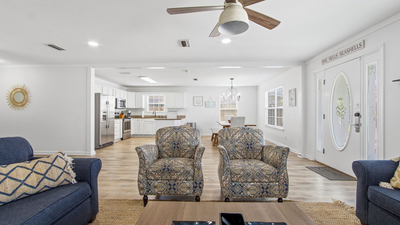 Photo of Livingroom in Hollywood Beach