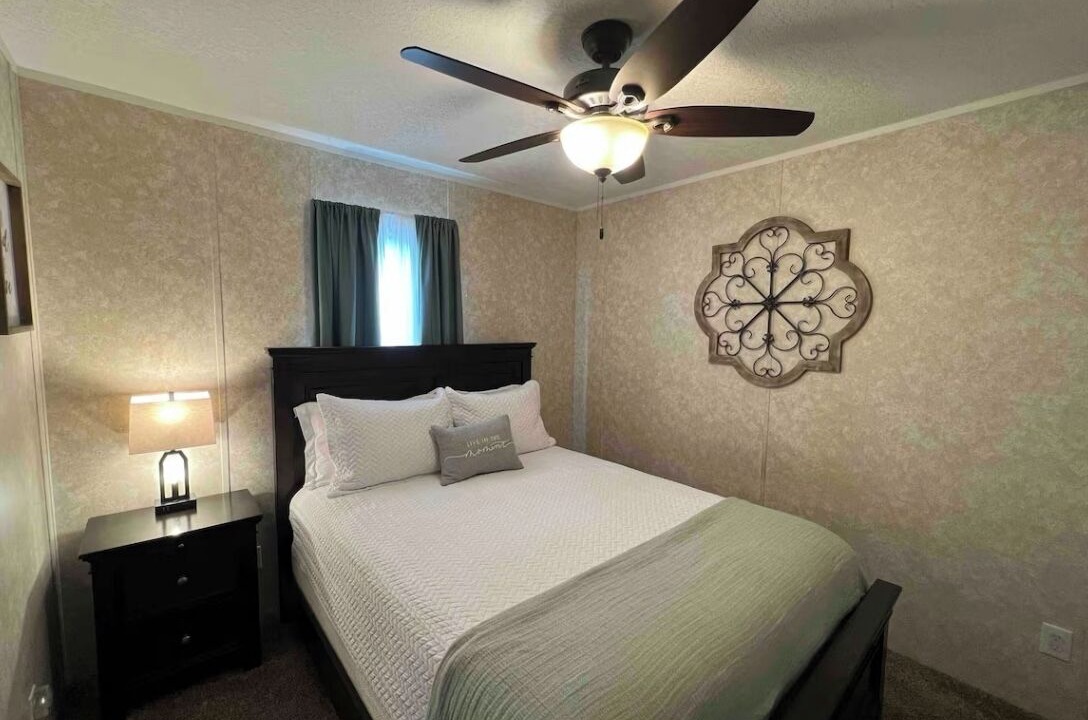 Photo of Bedroom in Eden