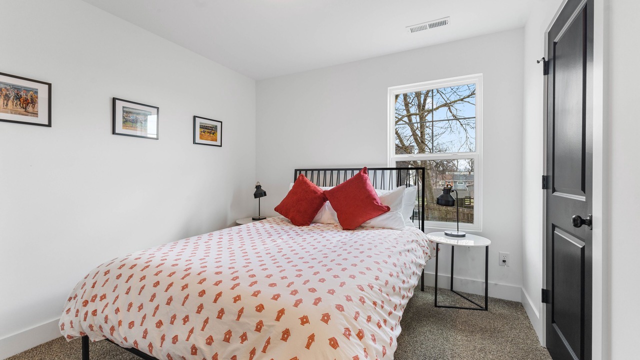 Photo of Bedroom in Jeffersonville