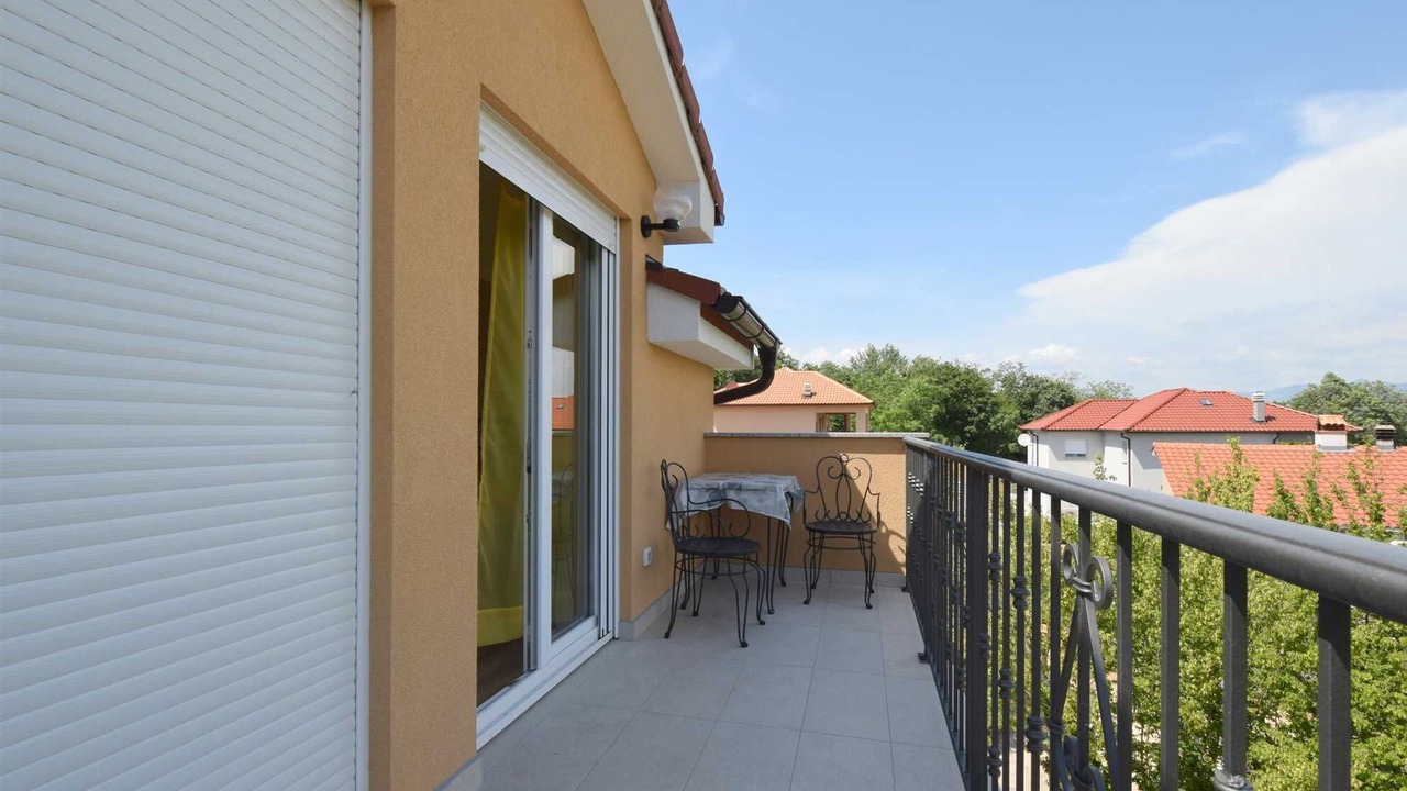 Photo of Outdoor in Risika