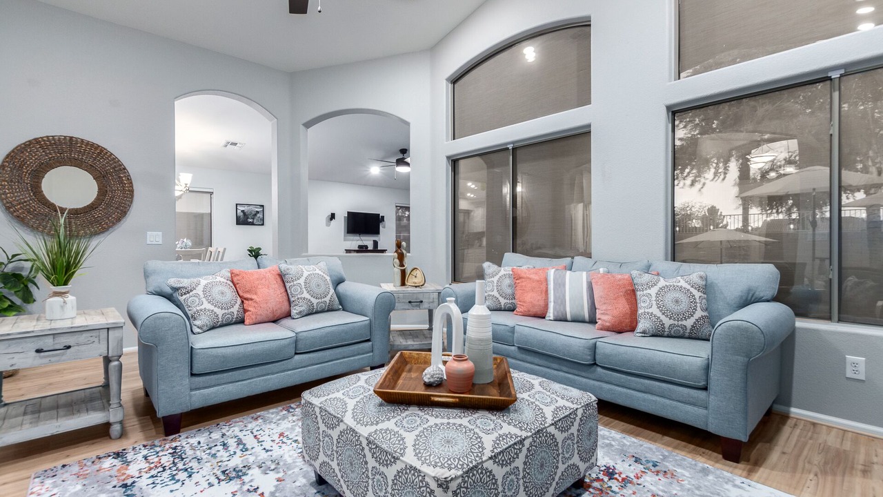 Photo of Livingroom in Canyon Trails