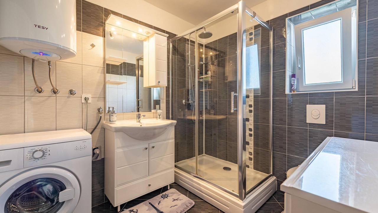 Photo of Bathroom in Gracac