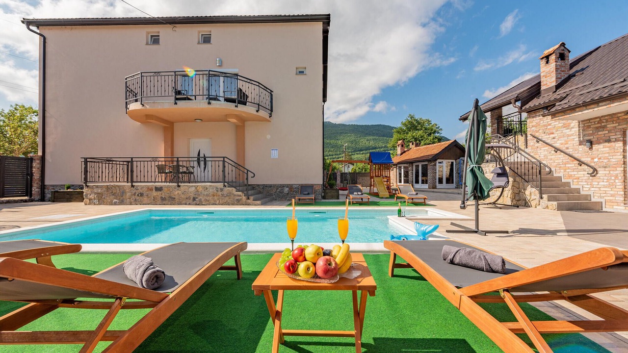 Photo of Outdoor in Gracac