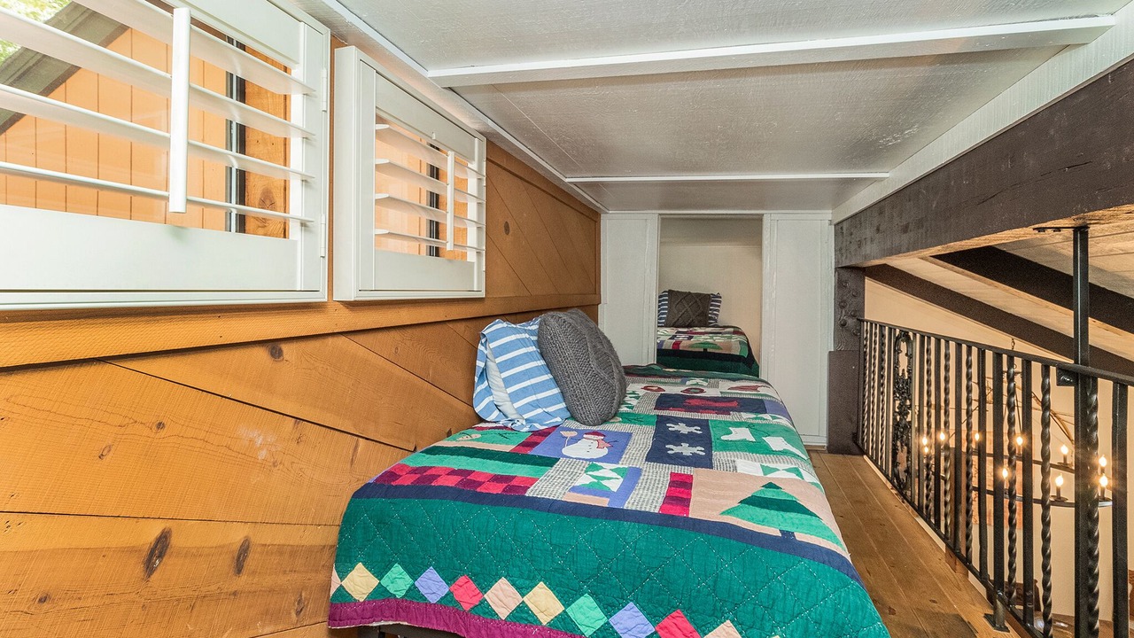 Photo of Bedroom in Granite Ridge