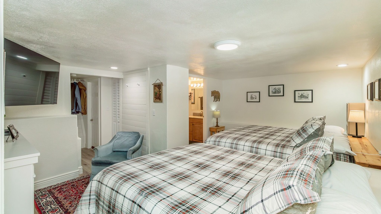 Photo of Bedroom in Granite Ridge