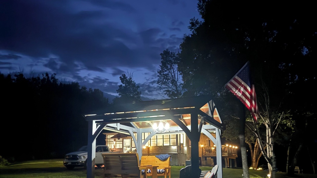 Photo of Patio Balcony in Eagle Lake