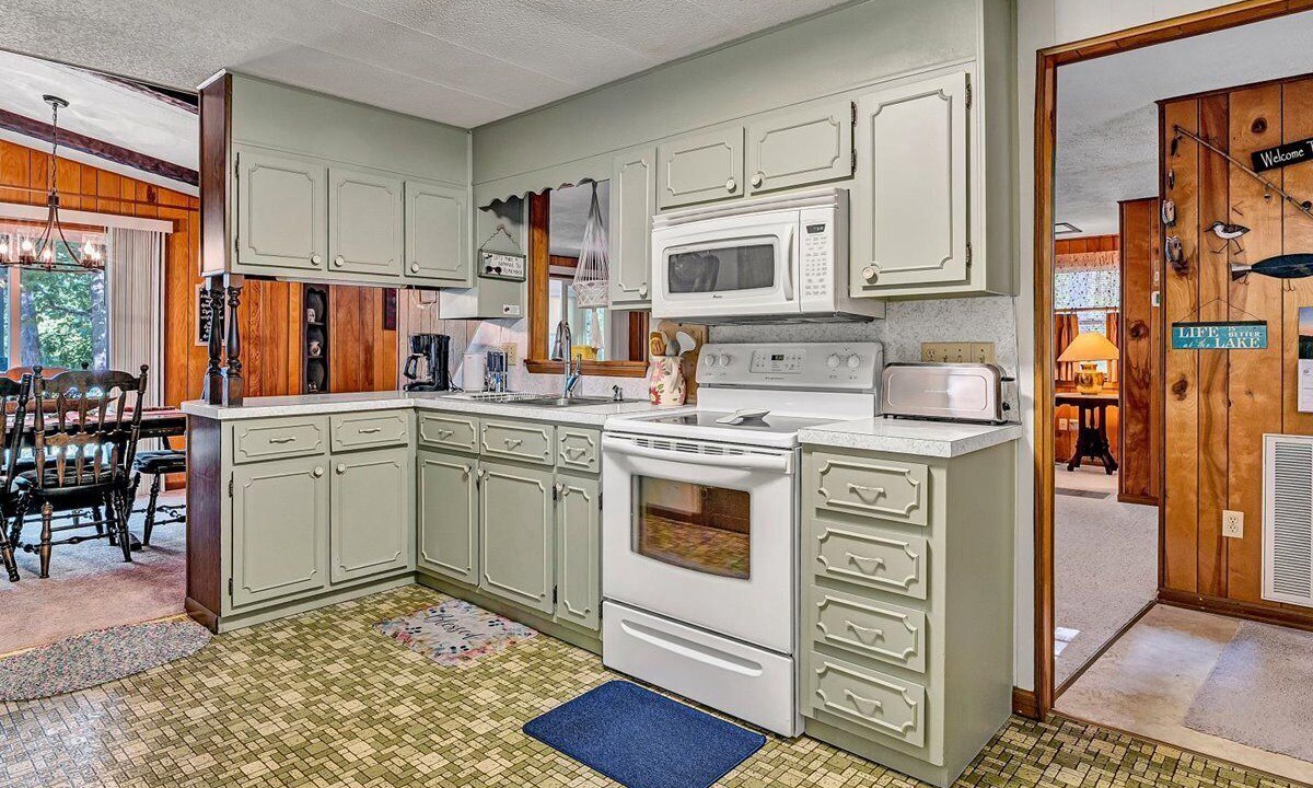 Photo of Kitchen in Huddleston