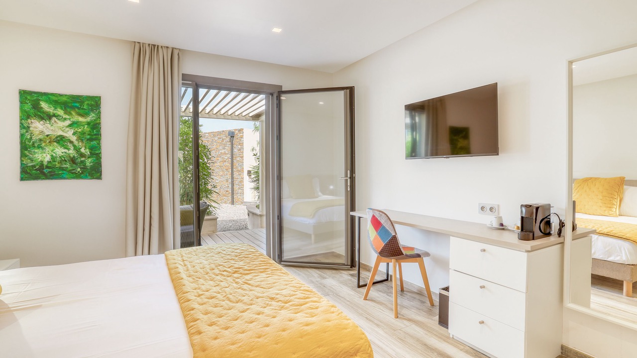 Photo of Bedroom in Le Lavandou