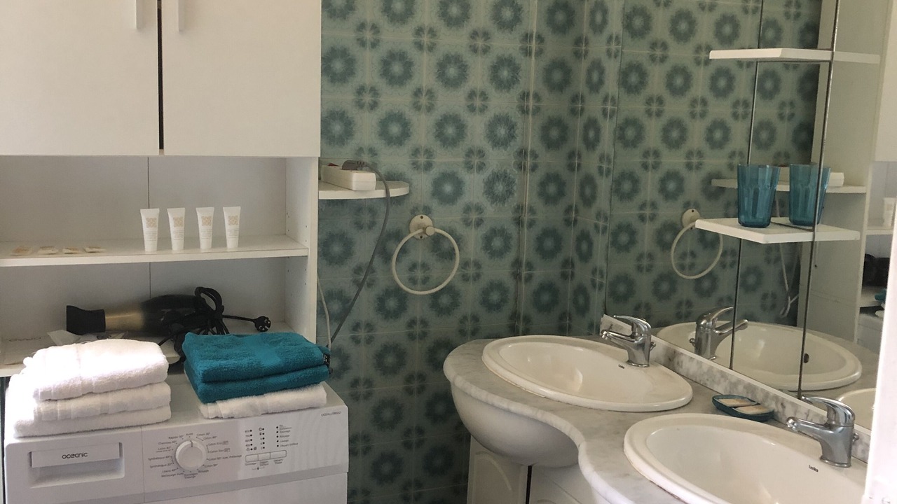 Photo of Bathroom in Quimper