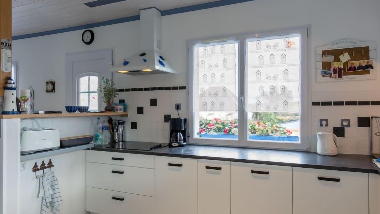 Photo of Bedroom in Lampaul-Plouarzel