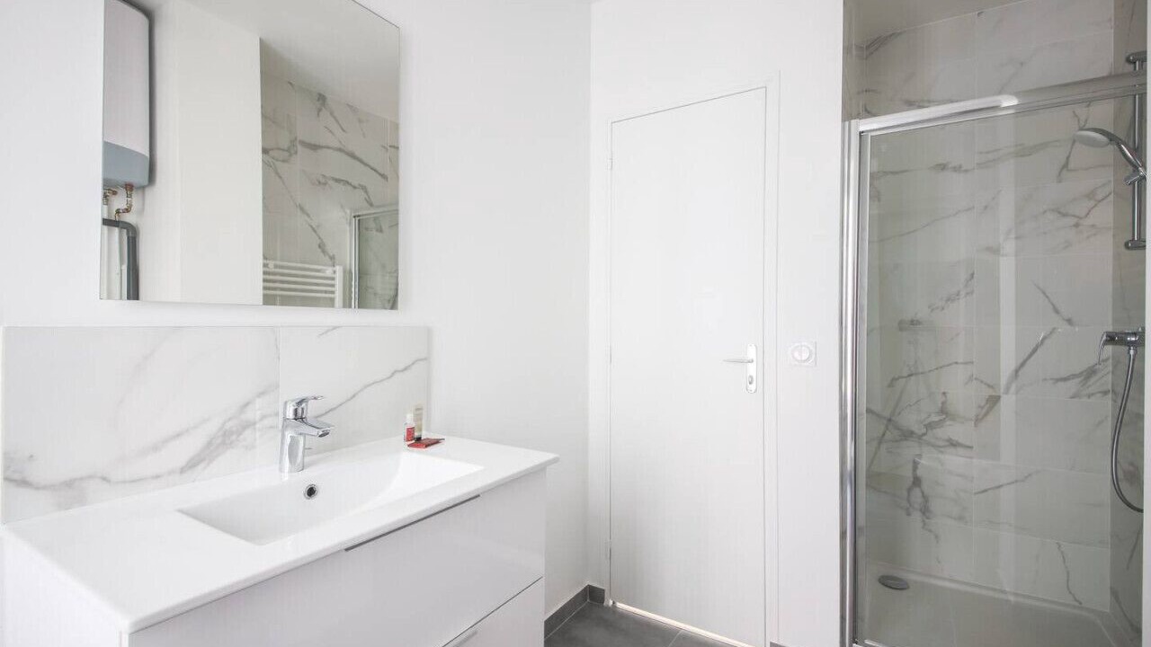 Photo of Bathroom in 15th Arrondissement