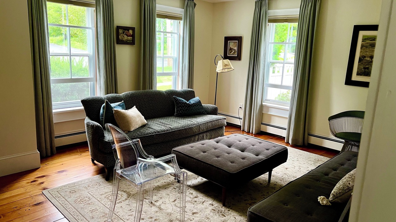 Photo of Livingroom in Skaneateles