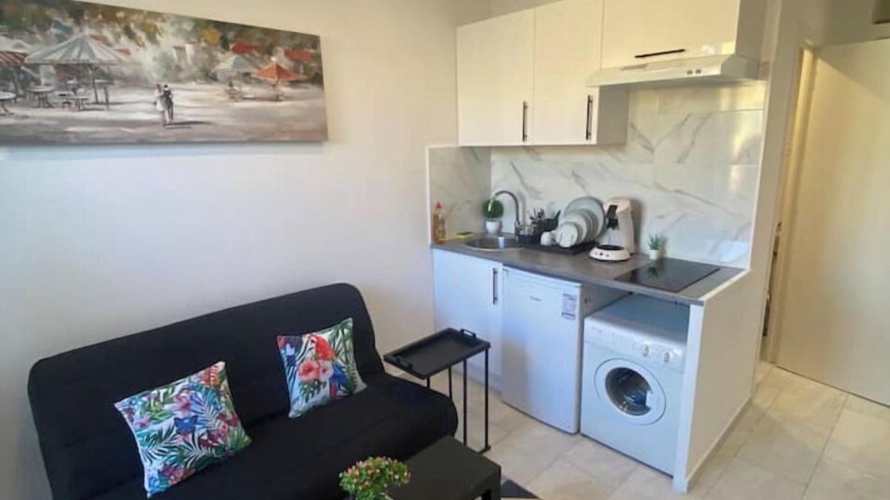 Photo of Livingroom in Lepante Quarter