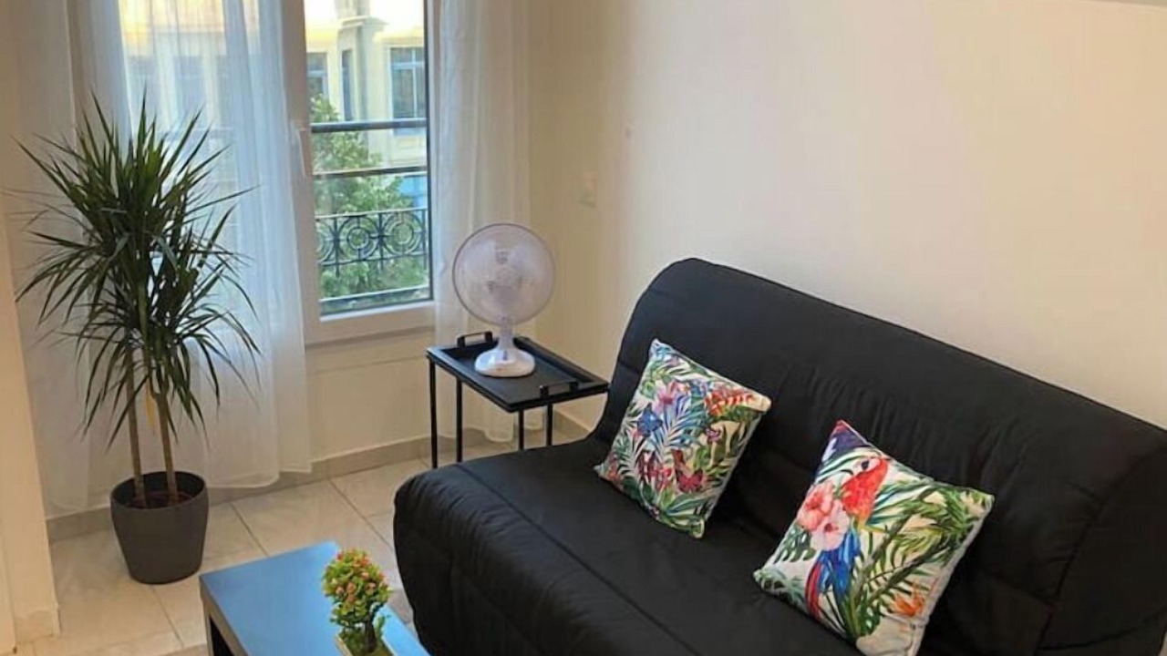 Photo of Livingroom in Lepante Quarter