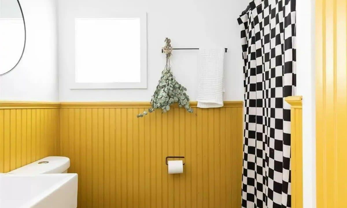 Photo of Bathroom in West Saugerties