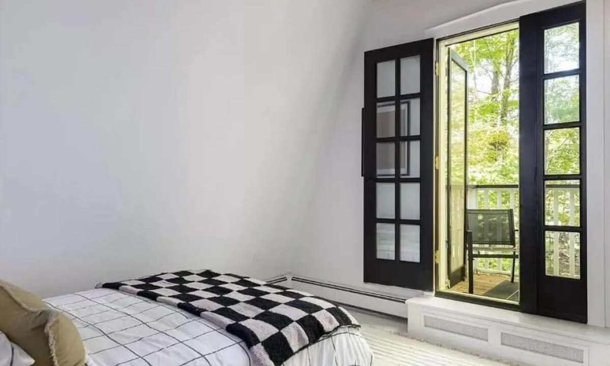 Photo of Bedroom in West Saugerties