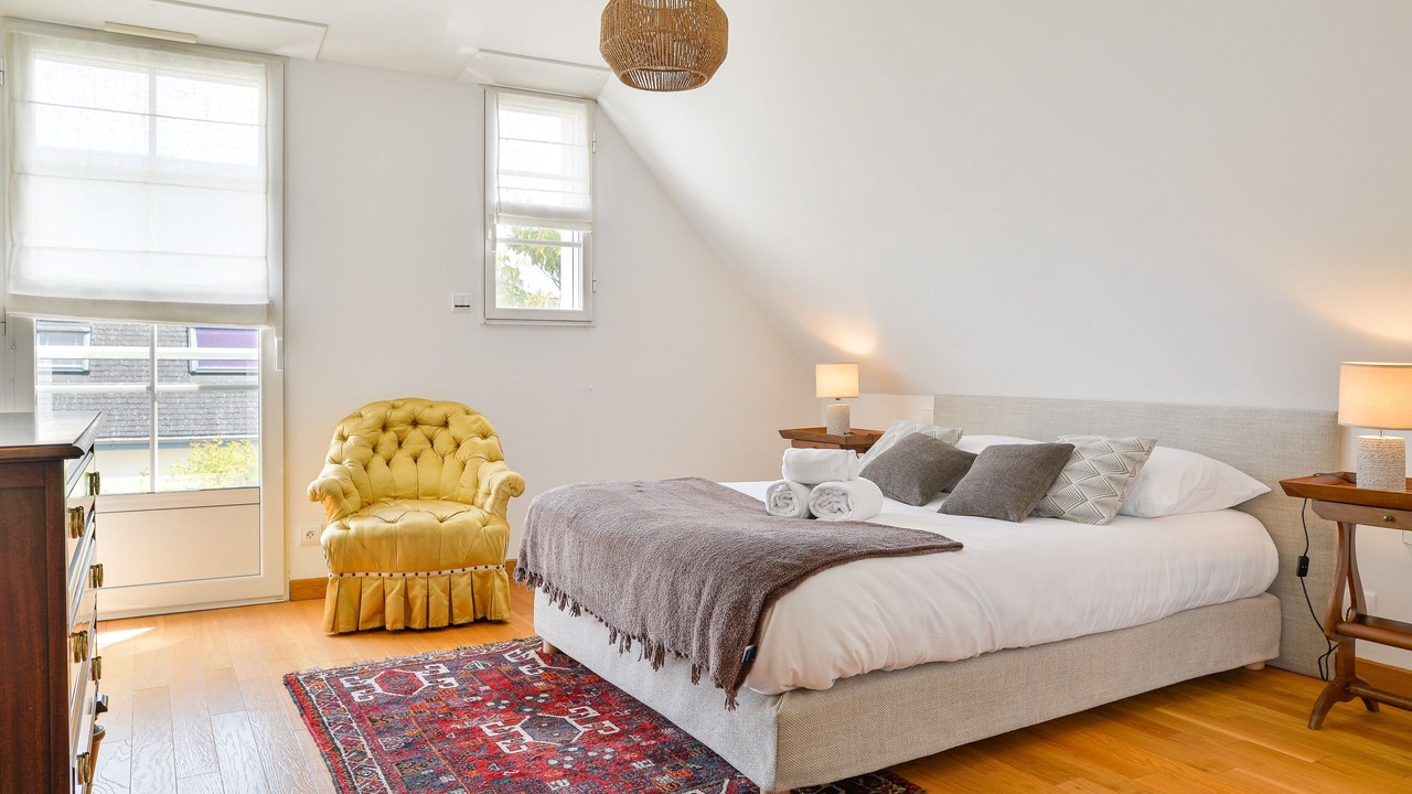 Photo of Bedroom in Schuman