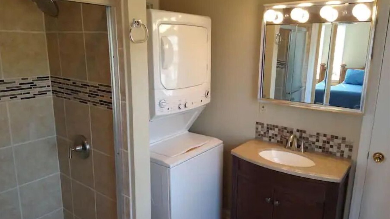 Photo of Bathroom in Semora