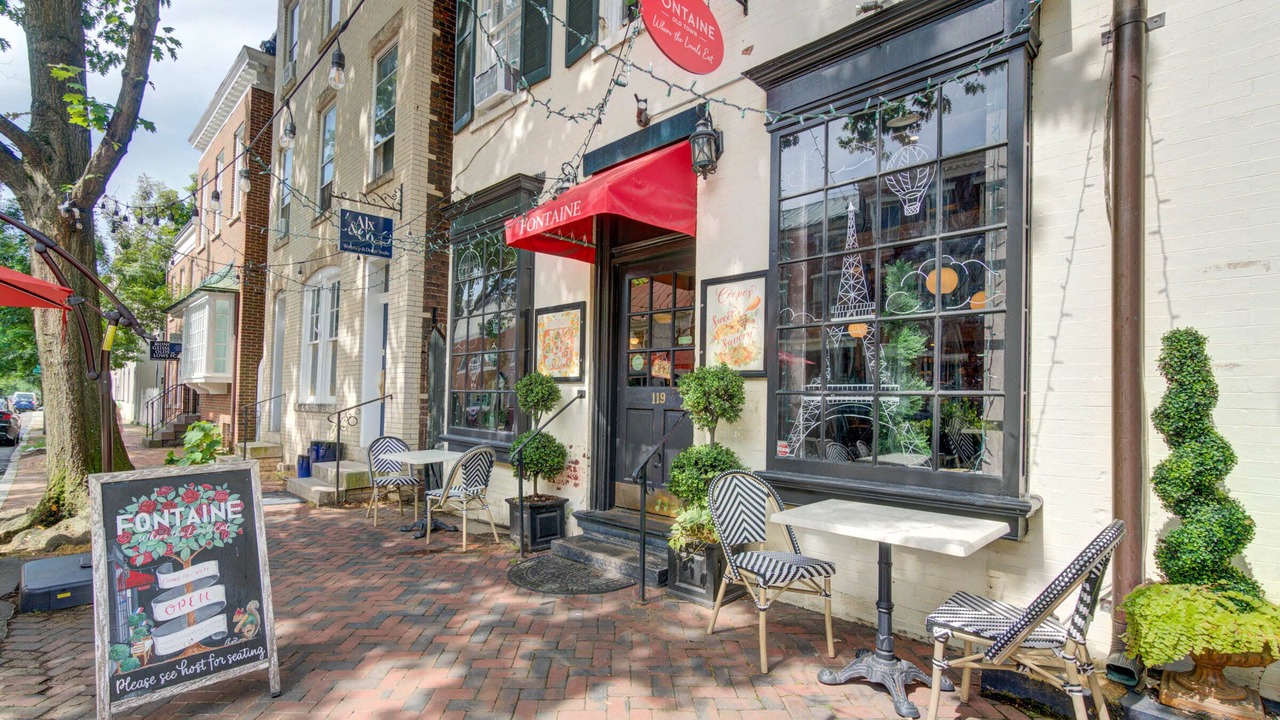 Photo of Others in Old Town Alexandria