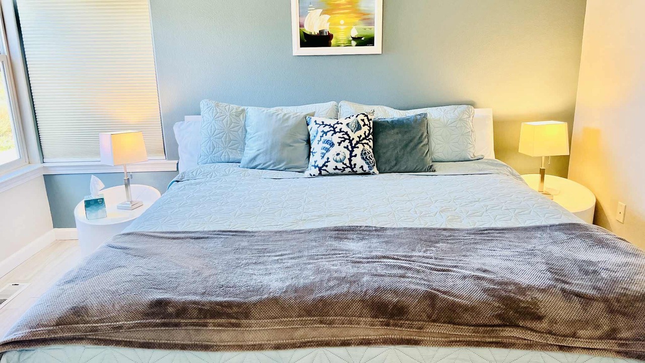 Photo of Bedroom in Dillon Beach