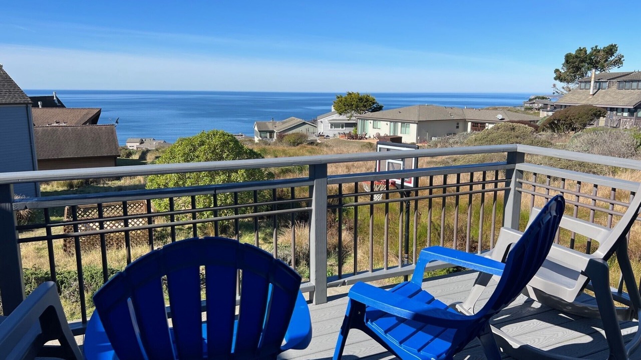 Photo of Patio Balcony in Dillon Beach