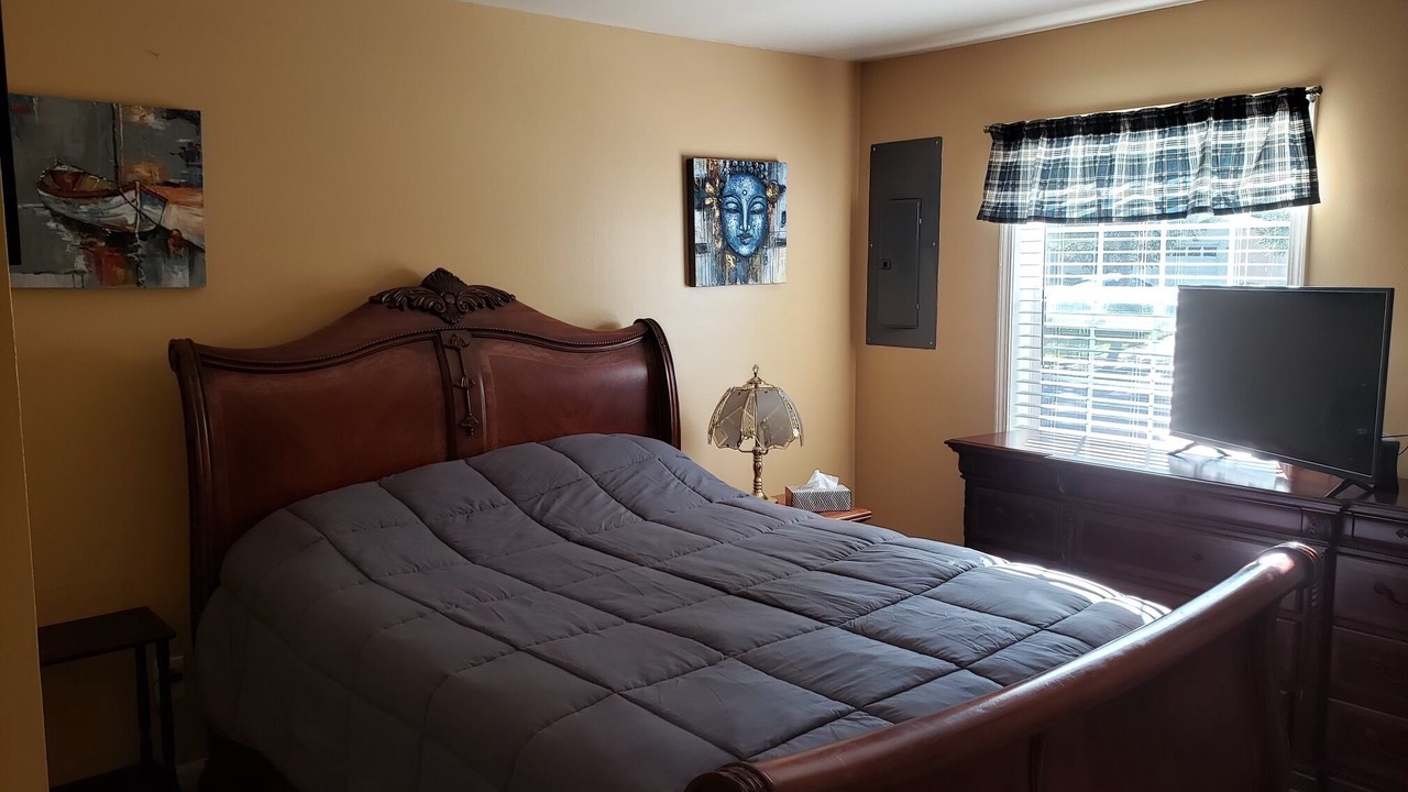 Photo of Bedroom in Alexandria Bay