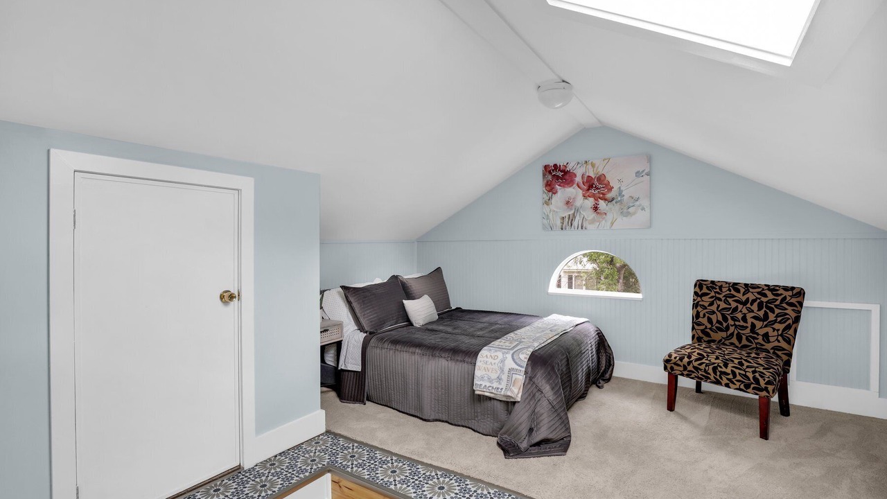 Photo of Bedroom in Chatham Crescent