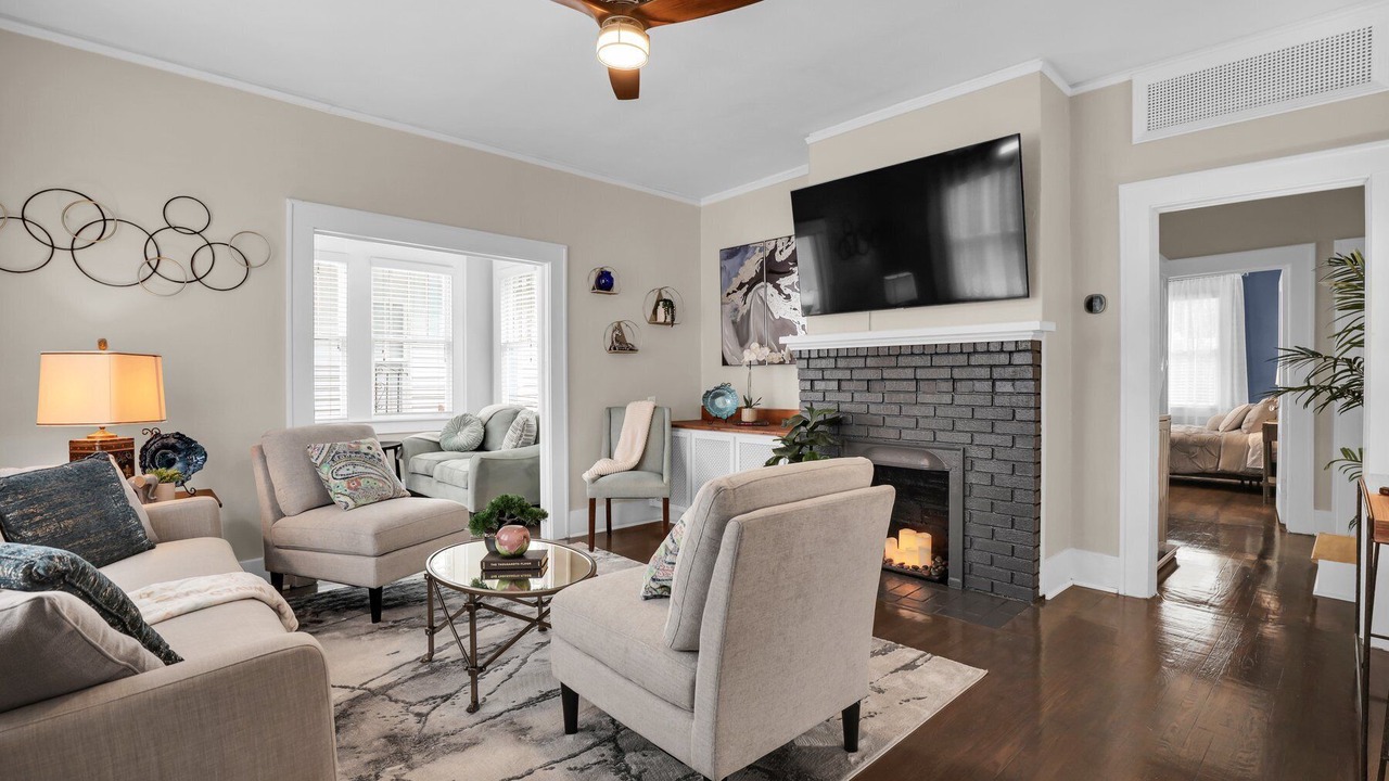 Photo of Bedroom in Chatham Crescent