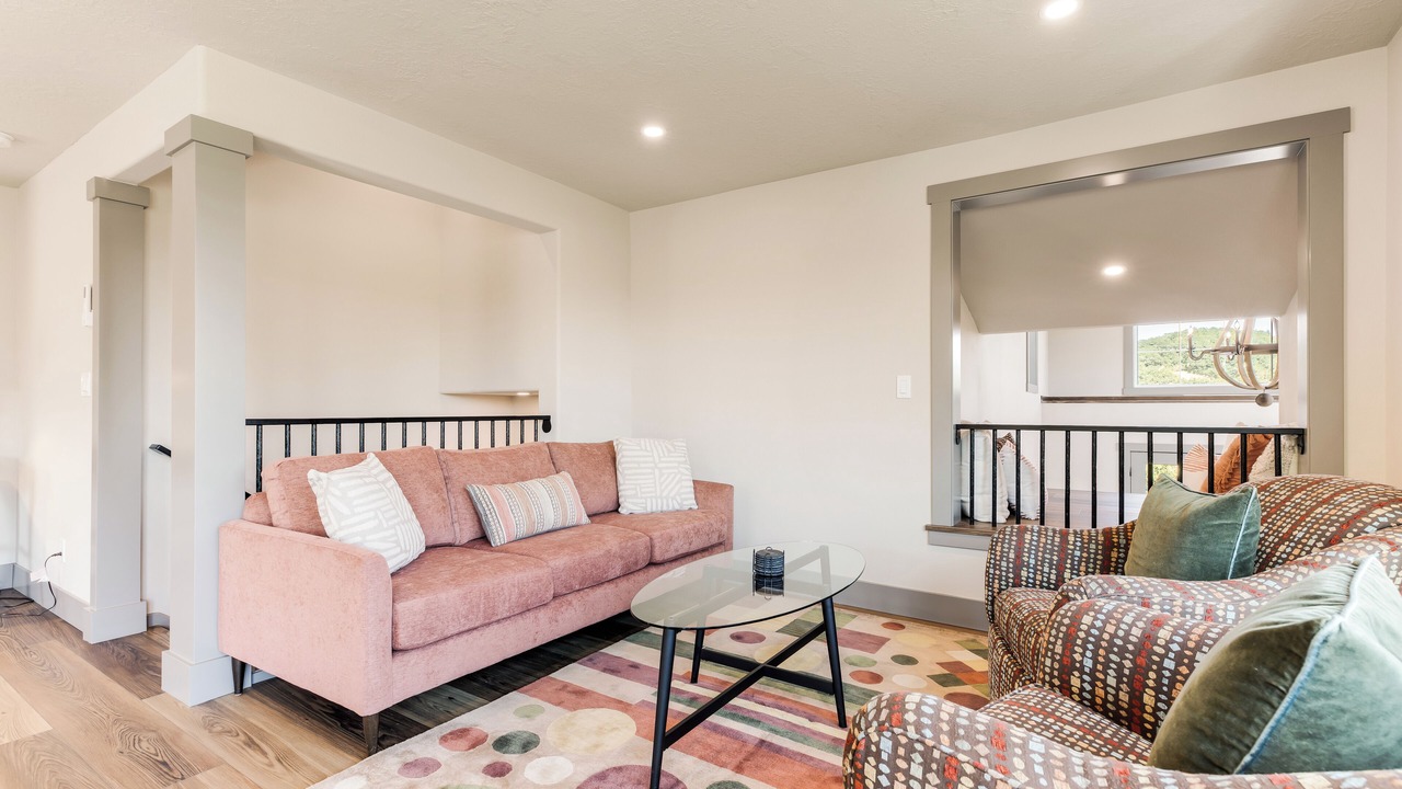 Photo of Livingroom in Salem