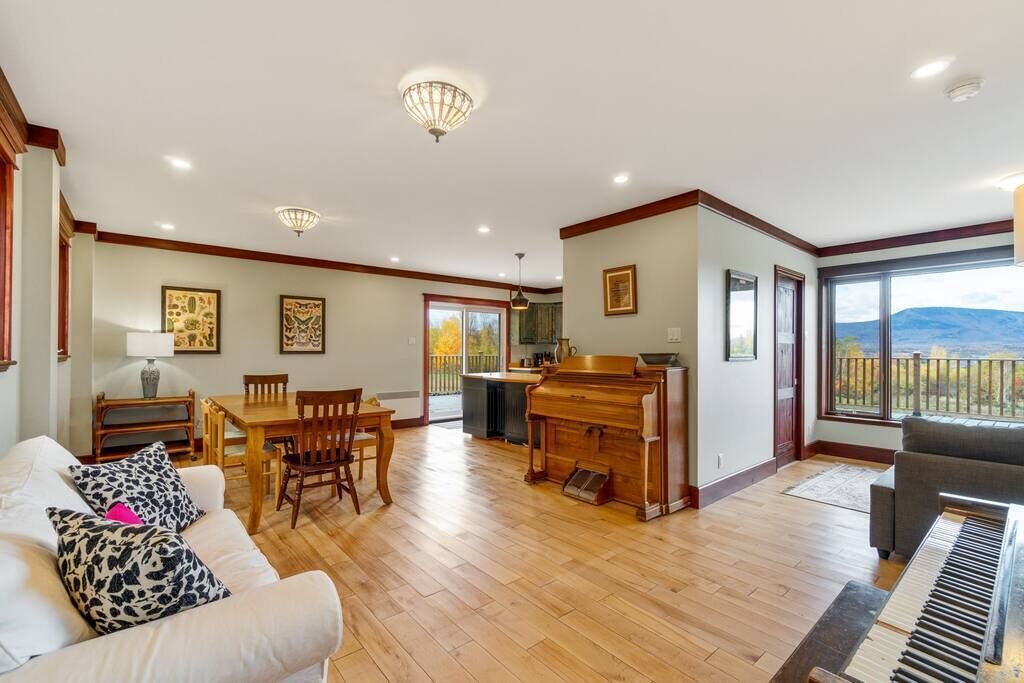 Photo of Bedroom in St-Francois-de-l'Ile-d'Orleans