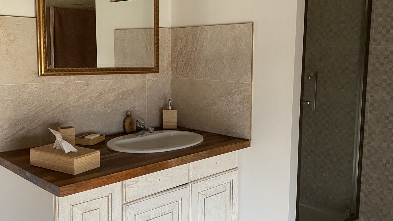 Photo of Bathroom in Cisse