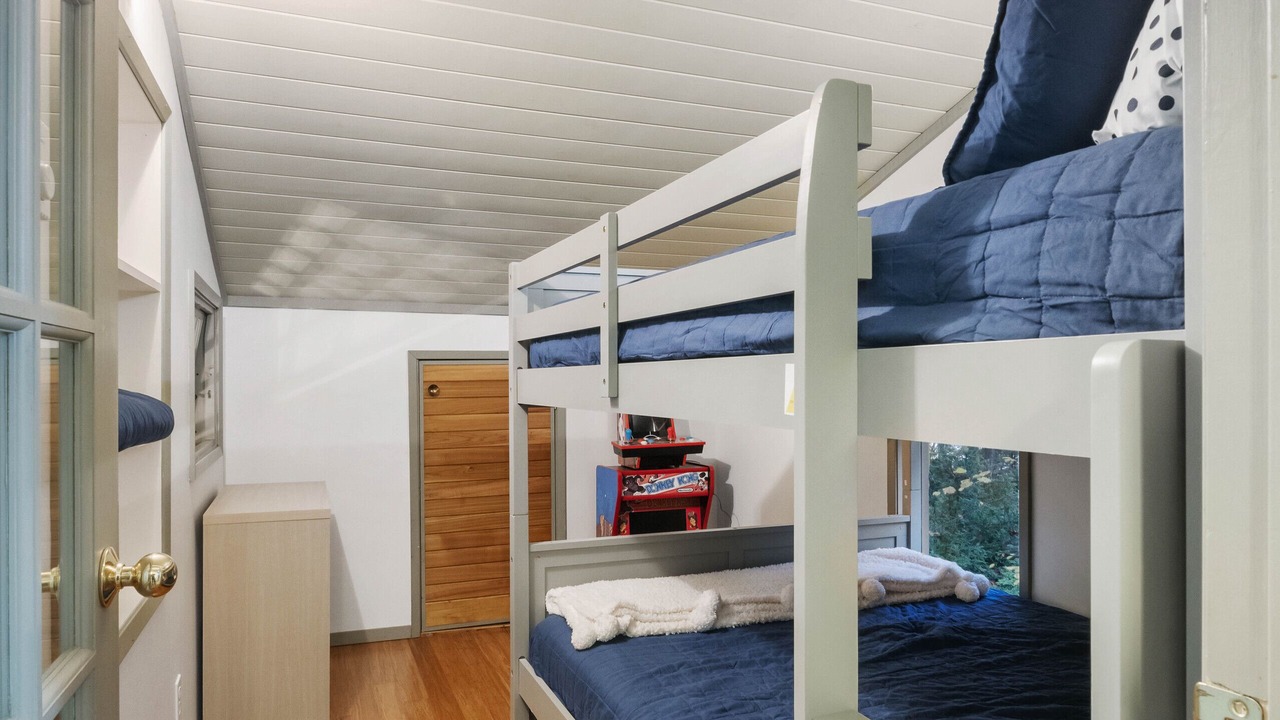 Photo of Bedroom in Burley