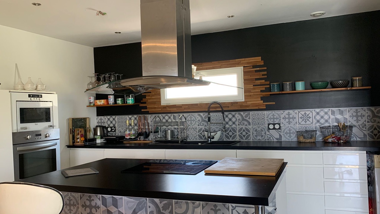 Photo of Kitchen in Saint-Saturnin-les-Avignon