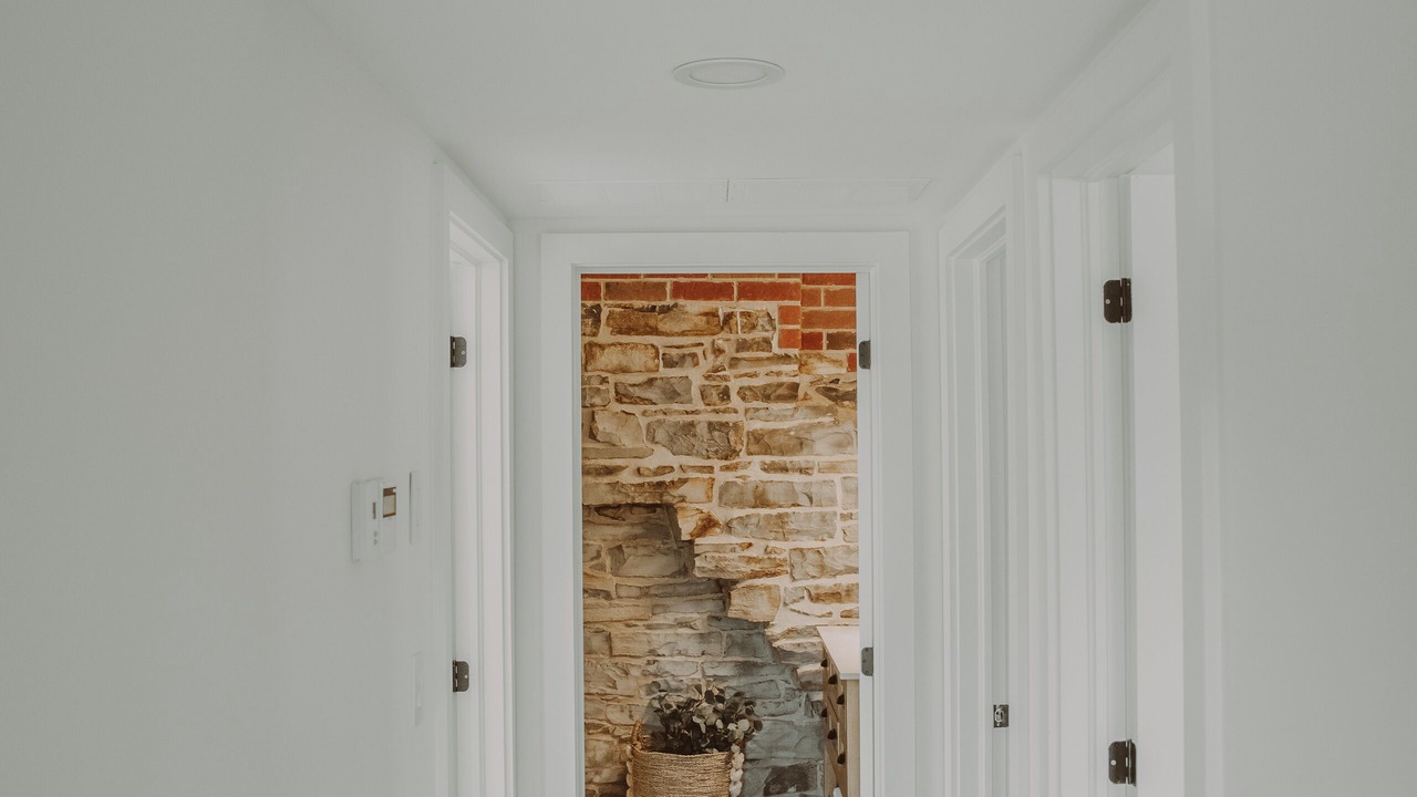 Photo of Livingroom in Kingston